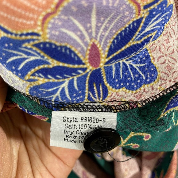 Johnny Was Jumpsuit Small Silk 1001 Nights Floral Boho Long Sleeve Straight Leg - Picture 10 of 11